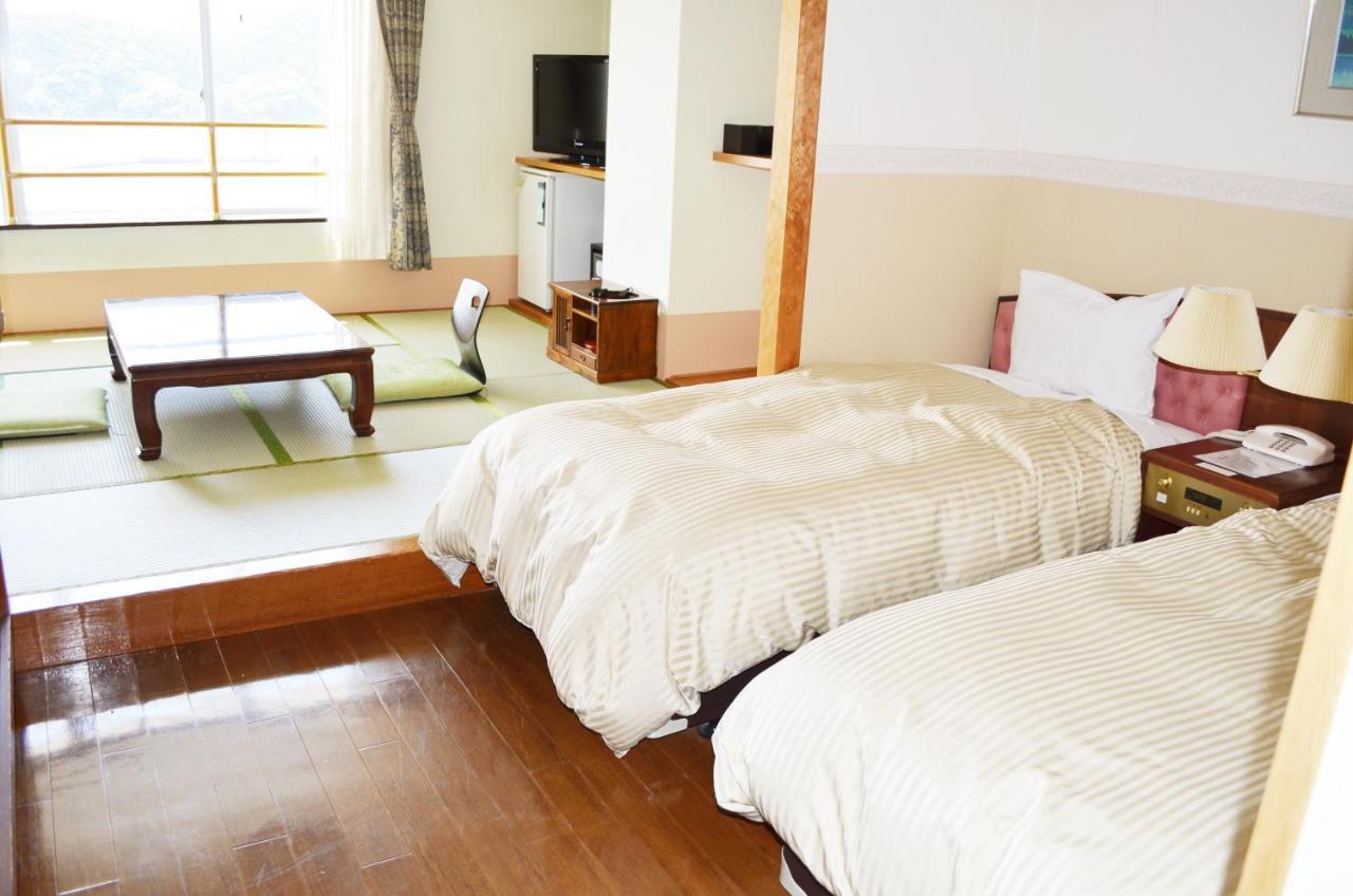 Oki Plaza Hotel Okinoshima  ภายนอก รูปภาพ